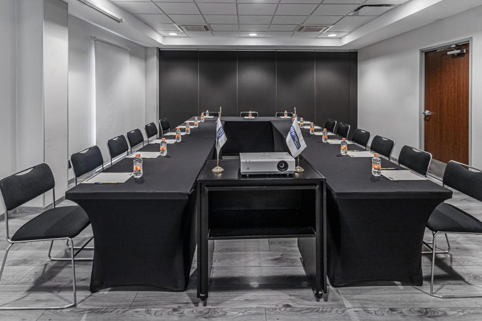 City Express By Marriott Oaxaca מראה חיצוני תמונה
